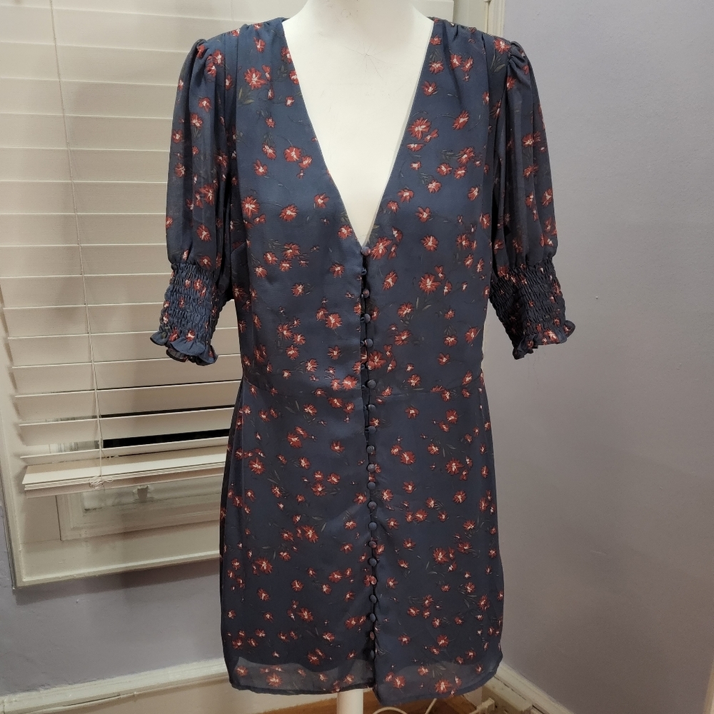 Isalis casual mini dress size large